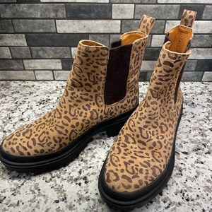 Women’s Lucky Brand Ellerey Leopard Suede Block Heel Lug Sole Chelsea Boots